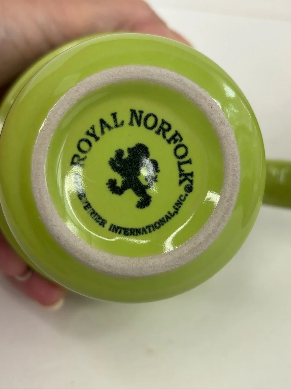 Royal Norfolk Light Avocado Green Ergonomic Stackable Ceramic Coffee Mugs Set-2